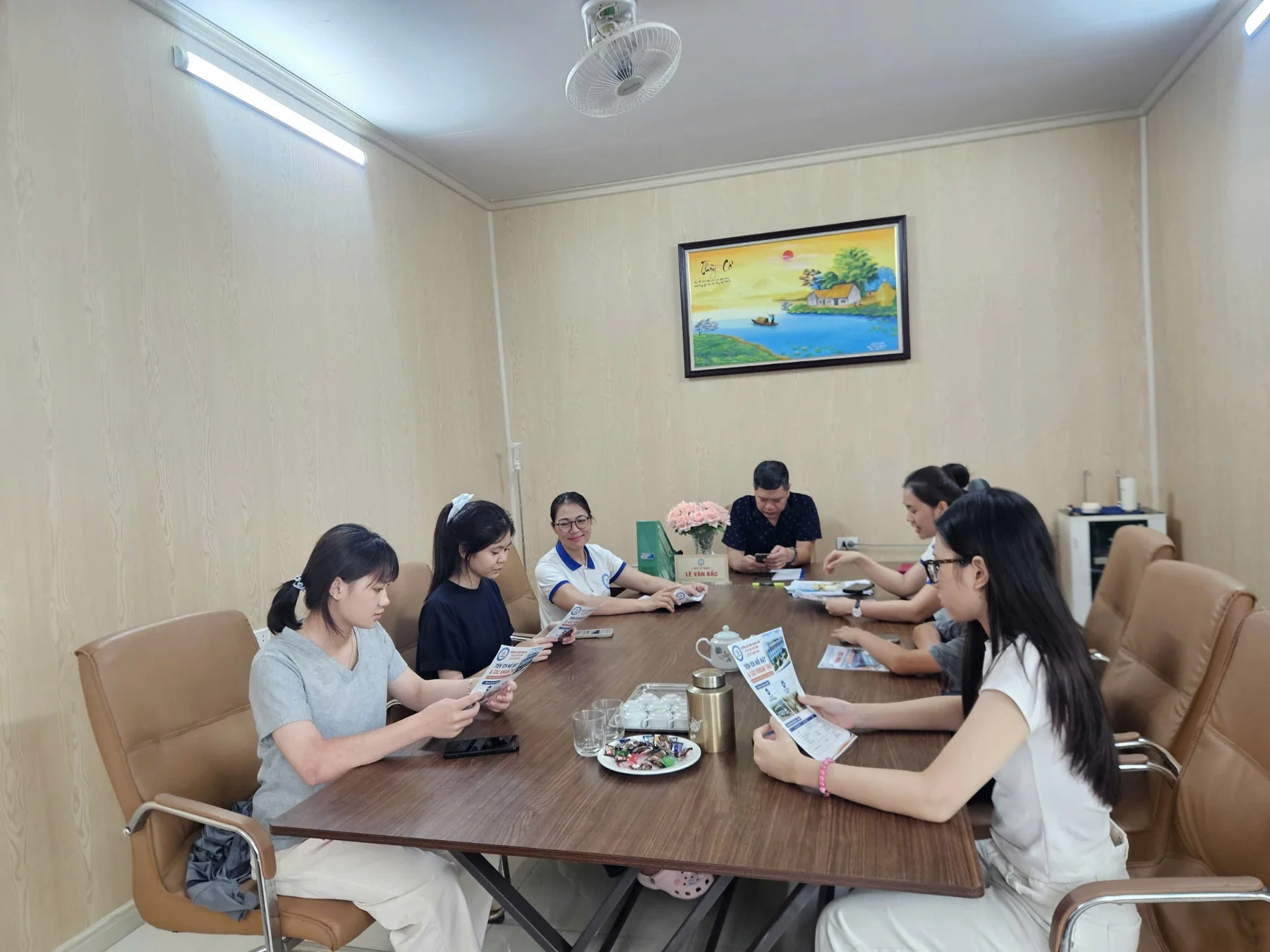 Hoạt động tư vấn và kết nối